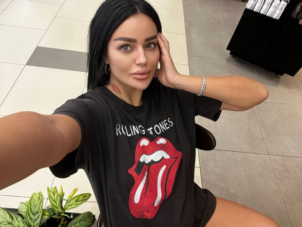 Эскорт по Дубаю|Photo of Alania — luxury model from Dubai