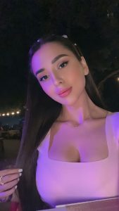 Farida предлагает премиальный эскорт в Эмиратах|Escort Dubai escort